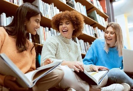 Ambow's HybriU Sets Up Anchor Learning Center in Singapore