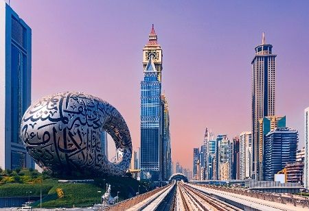 Dubai Culture Launches Public Art Education Program for UAE Artists
