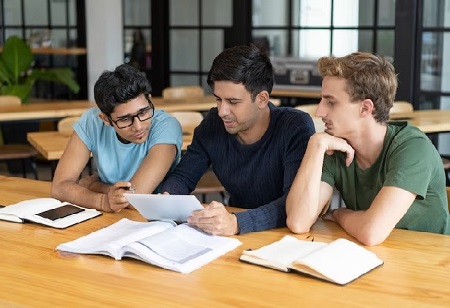 Delhi University Allows Simultaneous UG and PG Pursuit